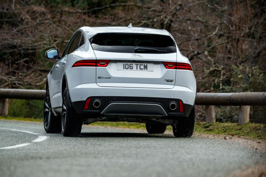  Jaguar E-Pace D240 AWD 2017 года  (WW) (фото 28 из 40)